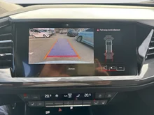 Audi Q4 e-tron 50 e-tron quattro in Gletscherweiss met.