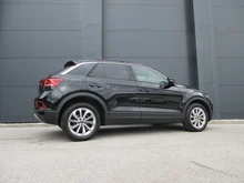 VW T-Roc Friends TDI in Grenadillschwarz Metallic