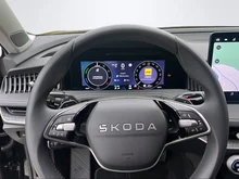 Škoda Superb Combi Selection iV TSI DSG in Ebony-Schwarz Metallic