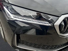 Škoda Superb Combi Selection iV TSI DSG in Ebony-Schwarz Metallic