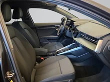 Audi A3 Sportback 30 TFSI in Manhattangrau Met.