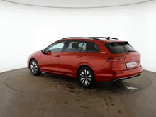 VW Golf Variant Life mHeV TSI DSG in KINGS RED METALLIC