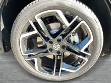 VW Tiguan Sport TDI 4MOTION DSG in Grenadillschwarz Metallic