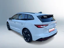 Škoda Enyaq RS in Moon-Weiß Metallic