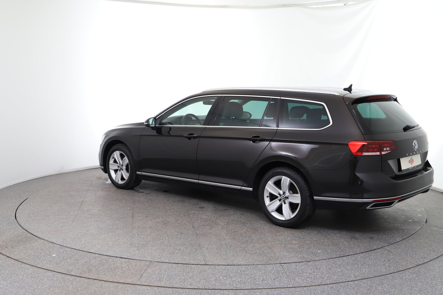 VW Passat Variant Elegance TDI | Bild 3 von 30