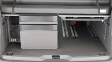 VW California Beach Camper eHyb. 180 kW 4M in Puregrey / Dach Deepblack Perleffekt