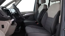 VW California Beach Camper eHyb. 180 kW 4M in Puregrey / Dach Deepblack Perleffekt