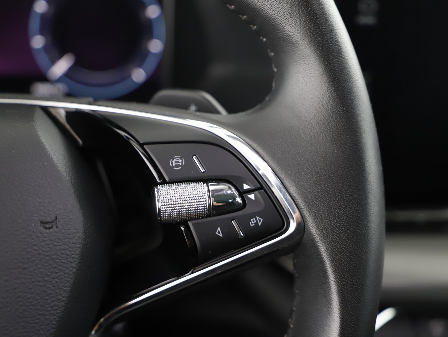 Škoda OCTAVIA Combi Ambition TDI DSG | Bild 12 von 20
