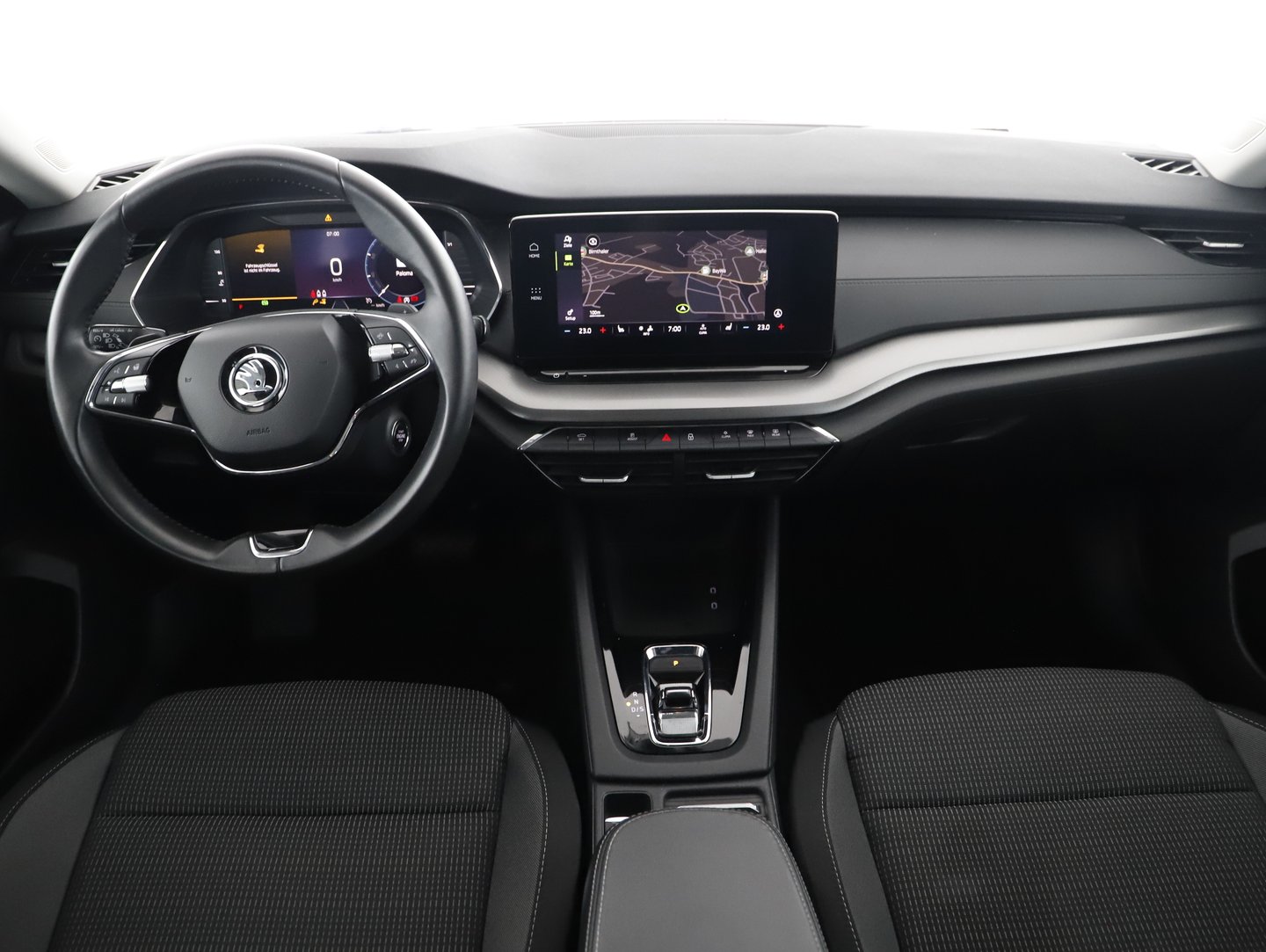 Škoda OCTAVIA Combi Ambition TDI DSG | Bild 17 von 20