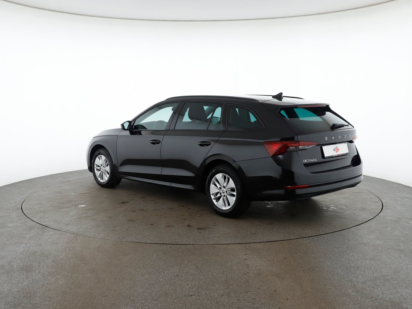 Škoda OCTAVIA Combi Ambition TDI DSG | Bild 7 von 28