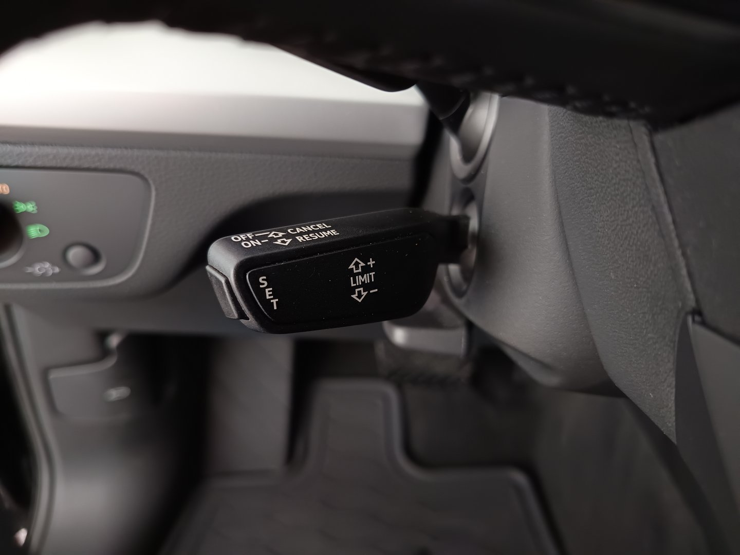 Audi Q5 55 TFSI e quattro Sport | Bild 17 von 32