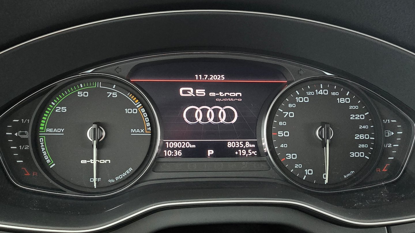 Audi Q5 55 TFSI e quattro Sport | Bild 14 von 23