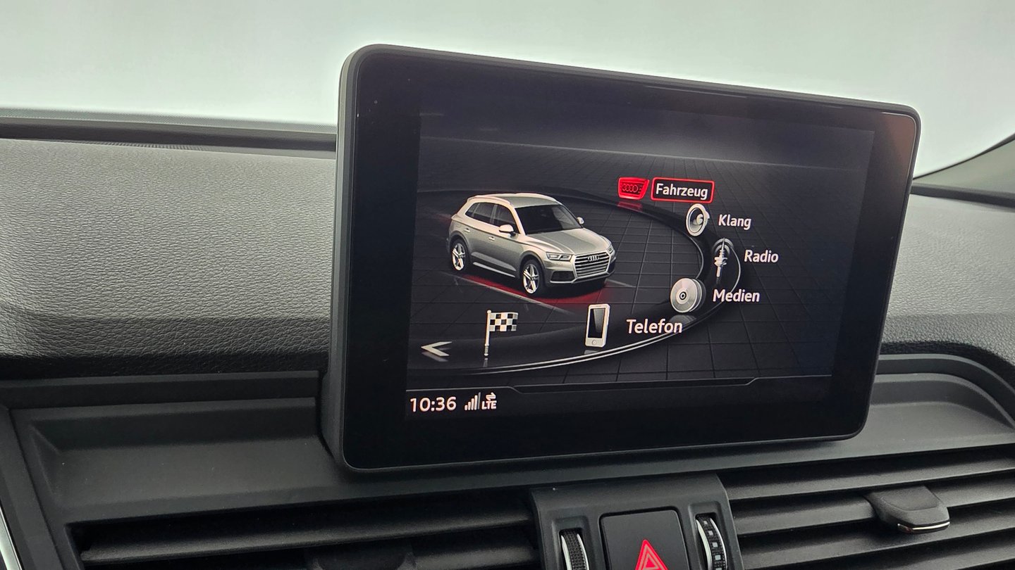 Audi Q5 55 TFSI e quattro Sport | Bild 17 von 23
