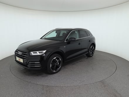 Audi Q5 55 TFSI e quattro Sport
