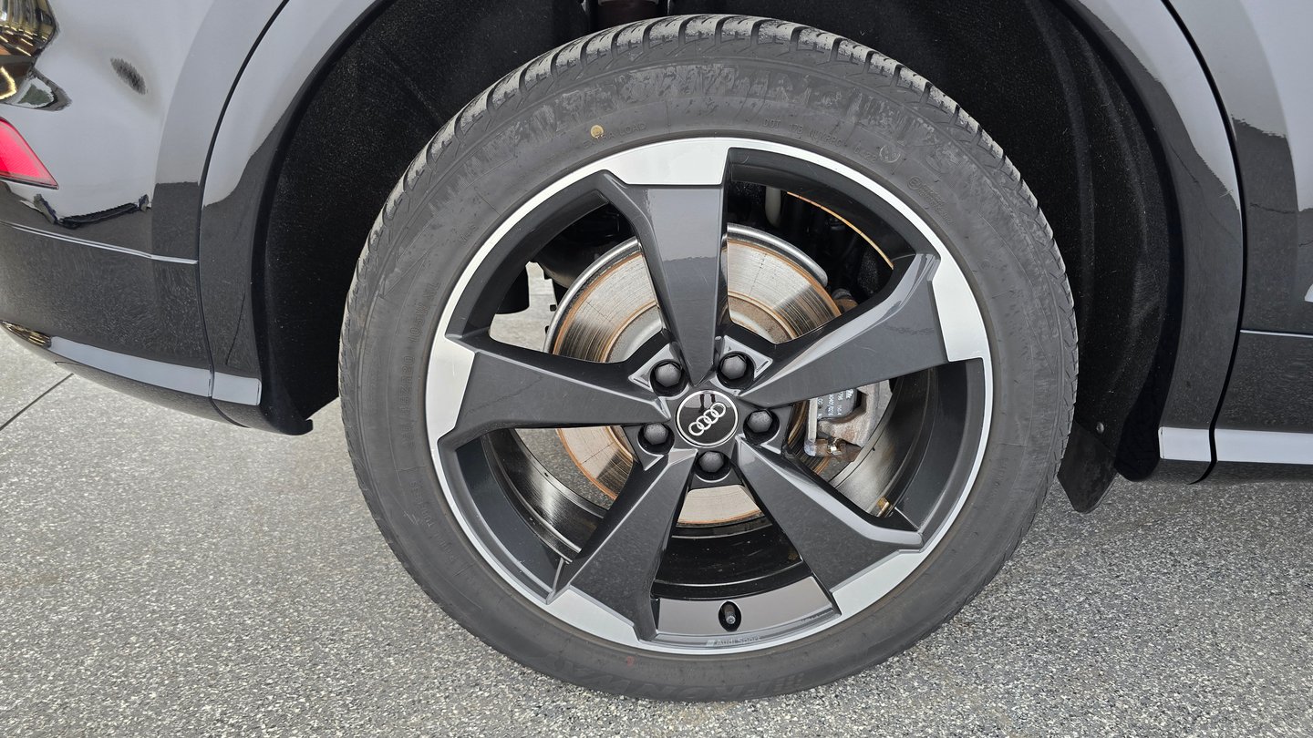 Audi Q5 55 TFSI e quattro Sport | Bild 9 von 23