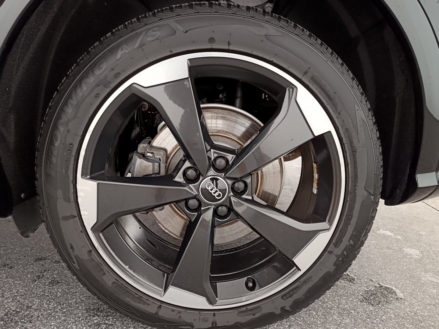 Audi Q5 55 TFSI e quattro Sport | Bild 9 von 32