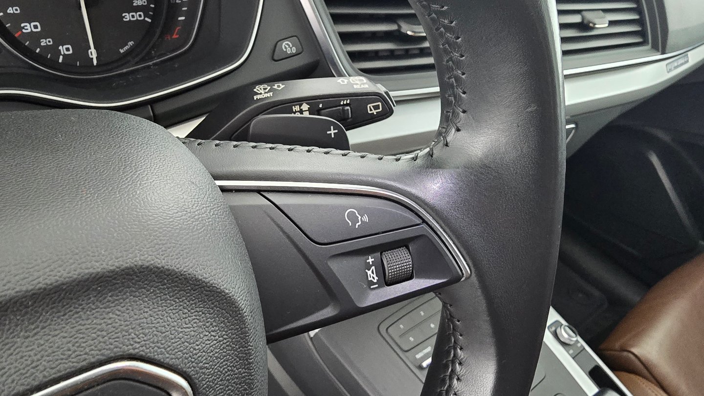 Audi Q5 55 TFSI e quattro Sport | Bild 16 von 23