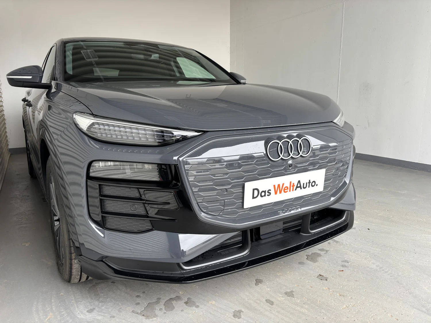 Bild eines Audi Q6 Sportback e-tron quattro