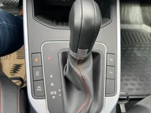 SEAT Arona FR 1.5 TSI ACT DSG in Nacht-Schwarz Metallic