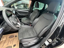SEAT Arona FR 1.5 TSI ACT DSG in Nacht-Schwarz Metallic