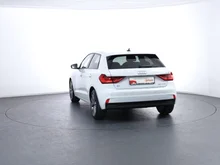 Audi A1 Sportback 30 TFSI intense in Gletscherweiss Metallic