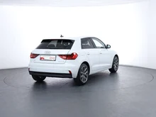 Audi A1 Sportback 30 TFSI intense in Gletscherweiss Metallic