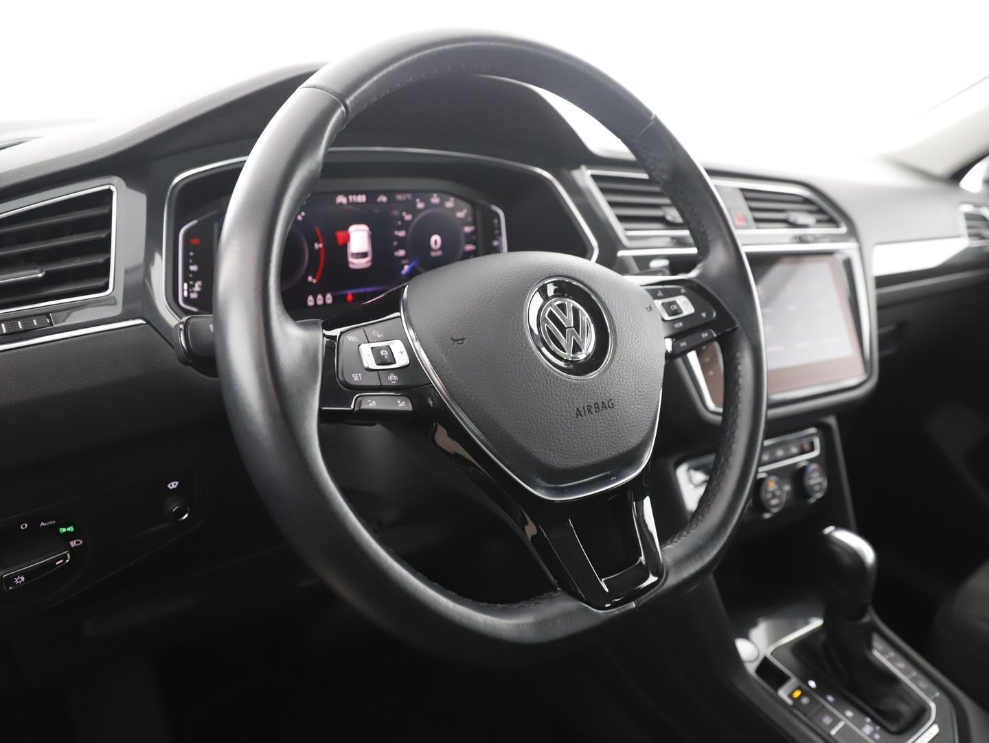 VW Tiguan Alls. HL TDI 4MOTION DSG | Bild 8 von 24