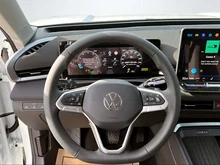 VW T-Roc Life eTSI DSG in Pure White