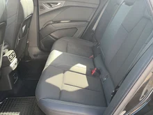 Audi Q4 e-tron 50 e-tron quattro in Mythosschwarz metallic