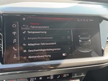 Audi Q4 e-tron 50 e-tron quattro in Mythosschwarz metallic