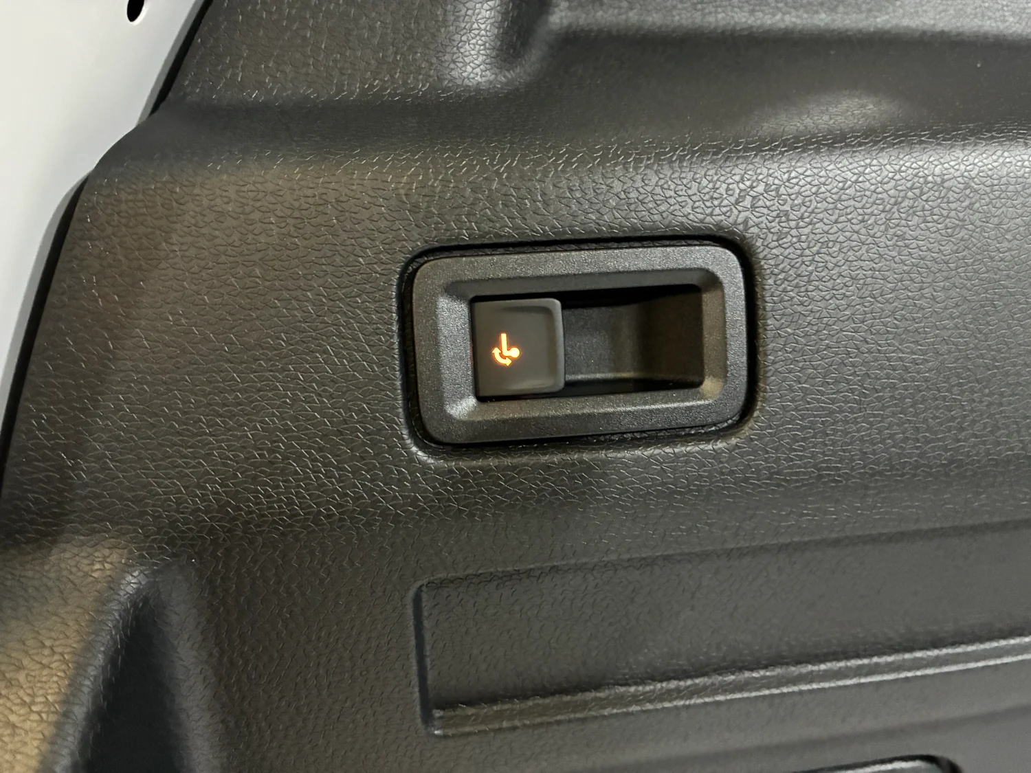 Bild eines VW ID. Buzz Cargo Pro 4MOTION 250 kW