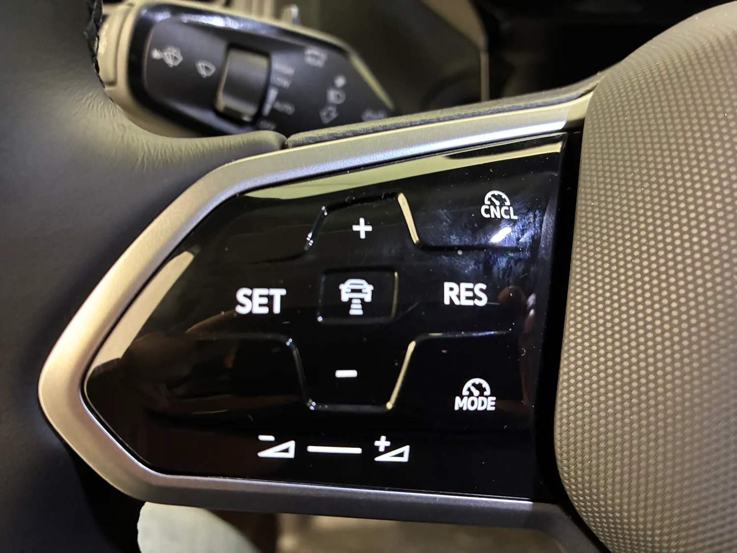 Bild eines VW ID. Buzz Cargo Pro 4MOTION 250 kW