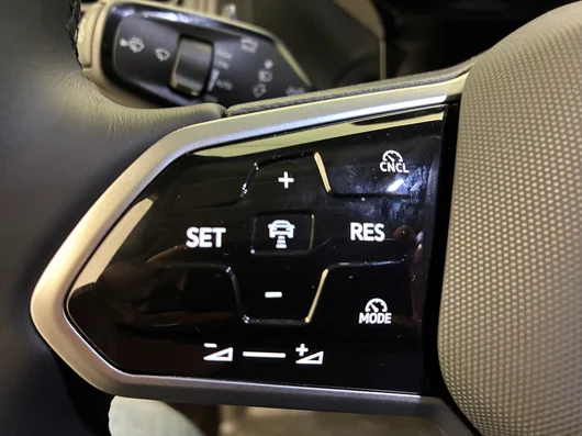 Bild eines VW ID. Buzz Cargo Pro 4MOTION 250 kW