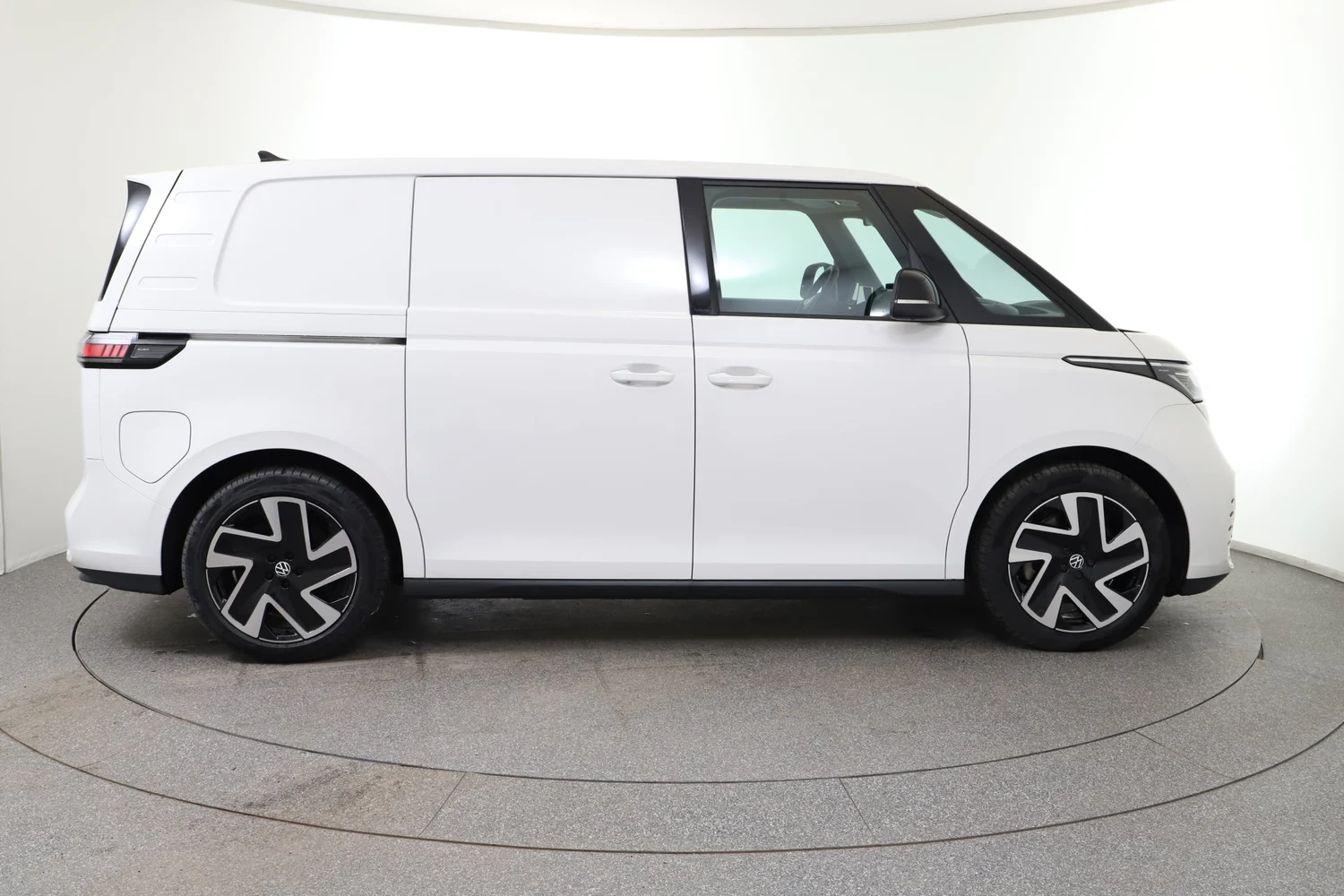 Bild eines VW ID. Buzz Cargo Pro 4MOTION 250 kW