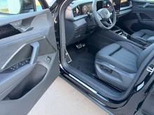 VW Tayron Sport eHybrid DSG 150kW in Grenadillschwarz Metallic