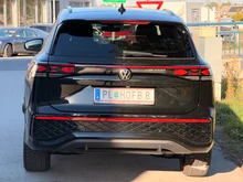 VW Tayron Sport eHybrid DSG 150kW in Grenadillschwarz Metallic