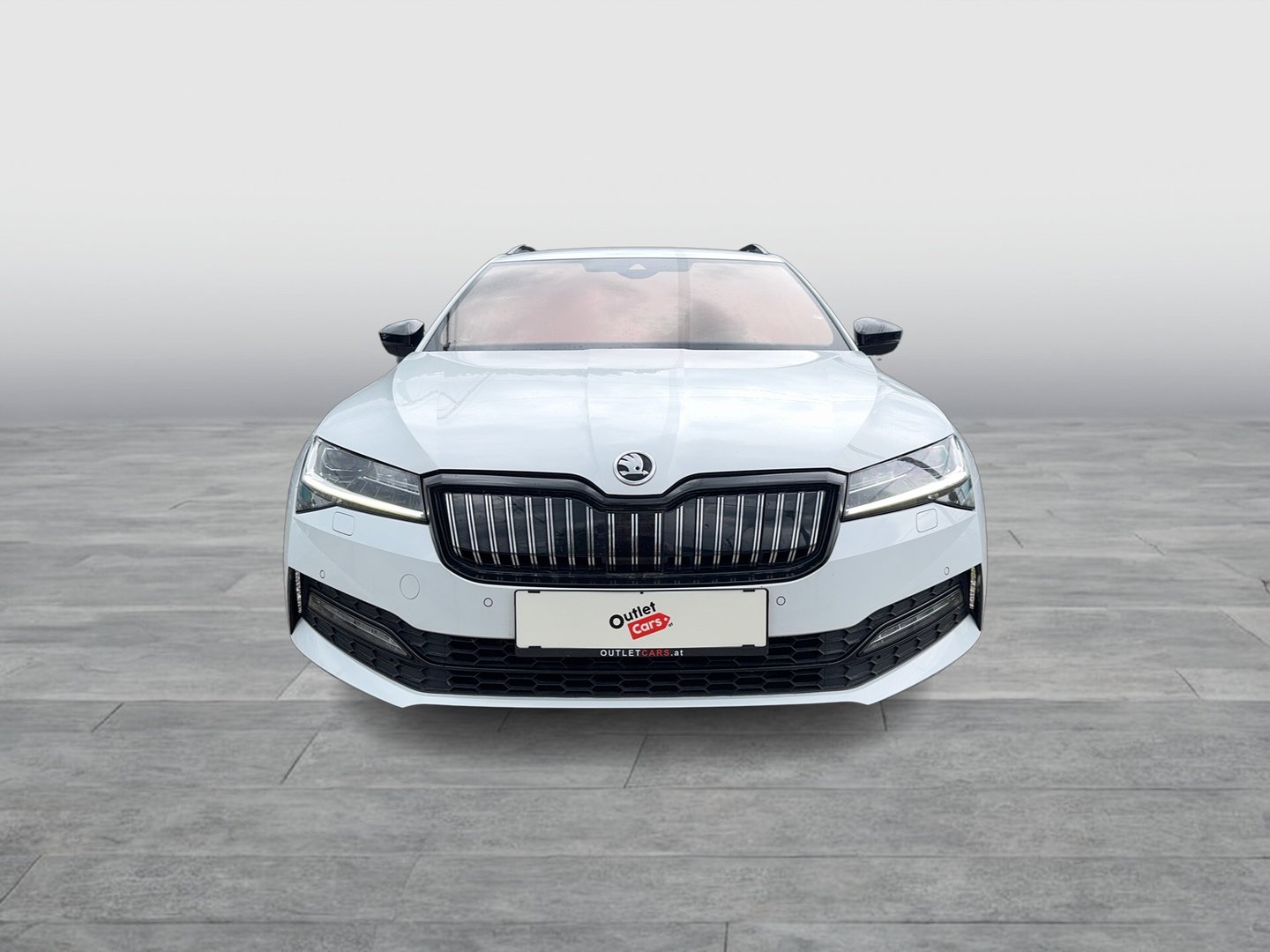 Škoda SUPERB Combi iV SPORTLINE DSG | Bild 6 von 24