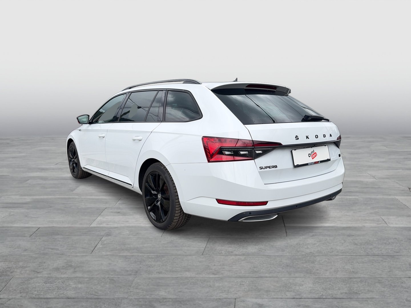 Škoda SUPERB Combi iV SPORTLINE DSG | Bild 3 von 24