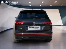 VW Tiguan R-Line TDI 4MOTION DSG in Deep Black Perlef.