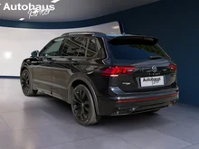 VW Tiguan R-Line TDI 4MOTION DSG in Deep Black Perlef.
