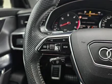 Audi A6 Avant 40 TDI quattro Sport in brillantschwarz