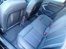Audi A3 Sportback 30 TFSI in Brillantschwarz