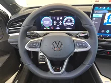 VW Passat Variant Sport eHybrid 150kW in Diabasgrau Metallic