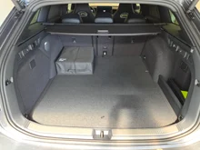 VW Passat Variant Sport eHybrid 150kW in Diabasgrau Metallic