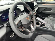CUPRA Terramar e-HYBRID 204 PS DSG in Nacht-Schwarz Metallic