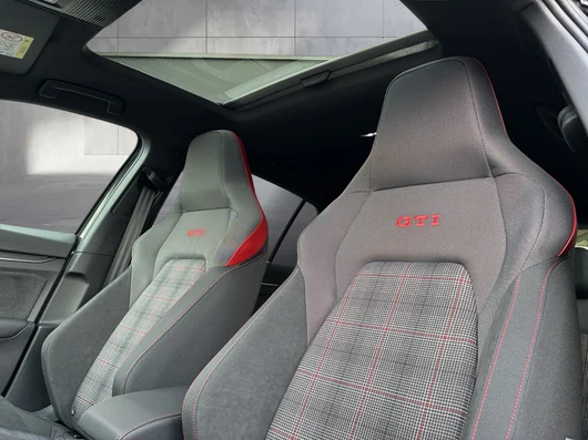Bild eines VW Golf GTI DSG