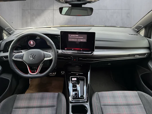 Bild eines VW Golf GTI DSG