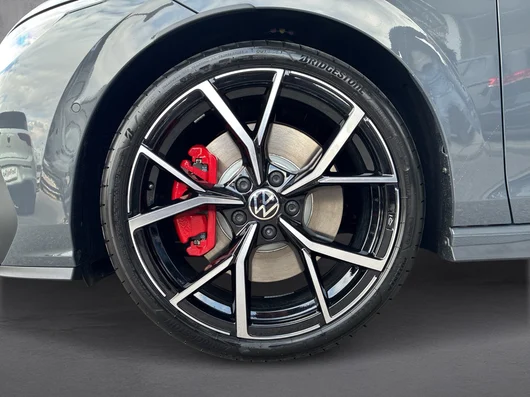 Bild eines VW Golf GTI DSG