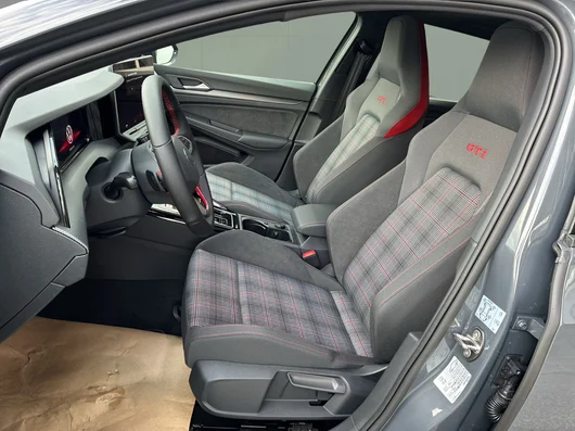 Bild eines VW Golf GTI DSG
