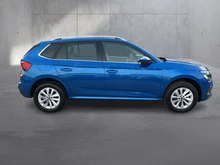 Škoda Kamiq Selection TSI DSG in Race-Blau Metallic